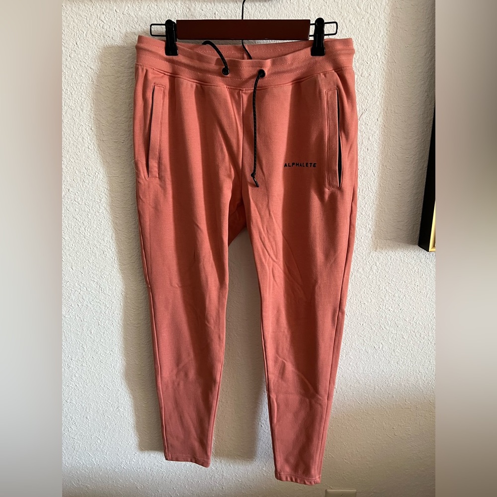 Alphalete Men’s Joggers - Medium